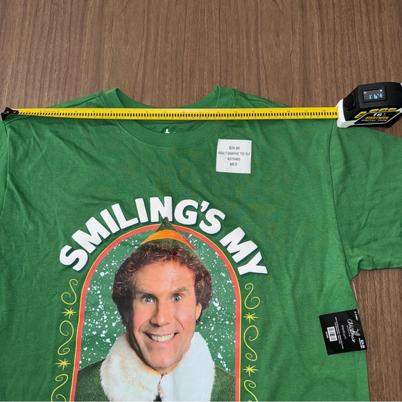 Elf Movie Medium Green Shirt Will Ferrell Buddy Smiling's My Favorite Christmas - Picture 7 of 8